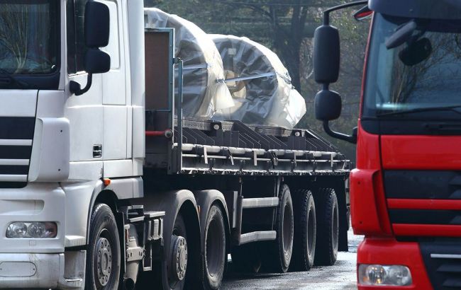 Перевалка у польських портах відбувається учетверо повільніше, ніж у чорноморських, - металурги