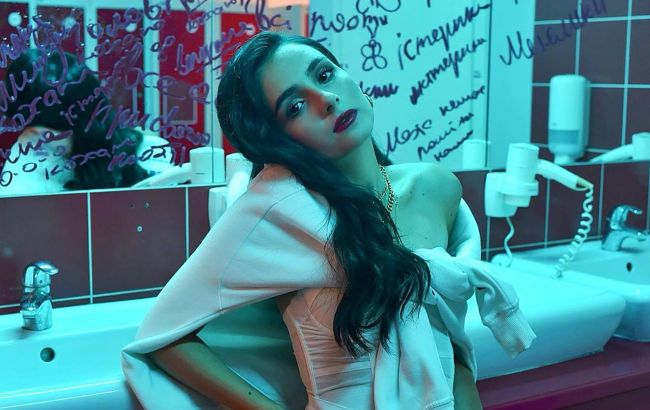 Анна Тринчер собралась замуж, но ее семья против: "не позвонили, не пригласили"