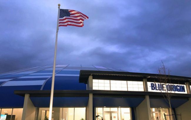 Конкурент Илона Маска оспаривает "лунный" контракт NASA и SpaceX