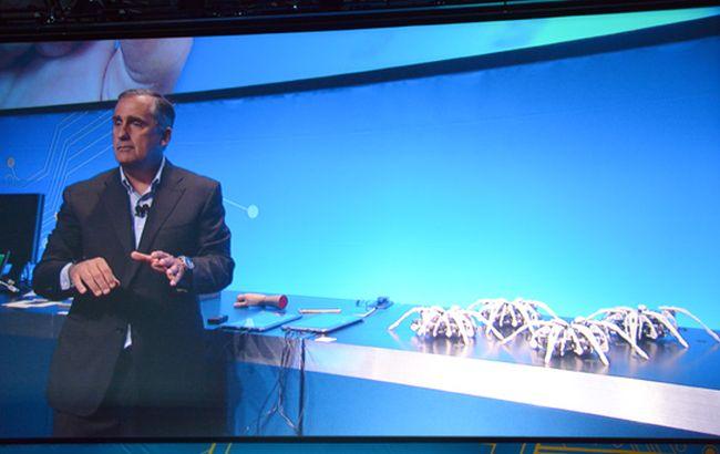 В Intel показали дистанційне керування дронами