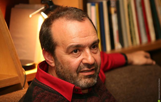 Писателя Шендеровича задержали в аэропорту "Жуляны"