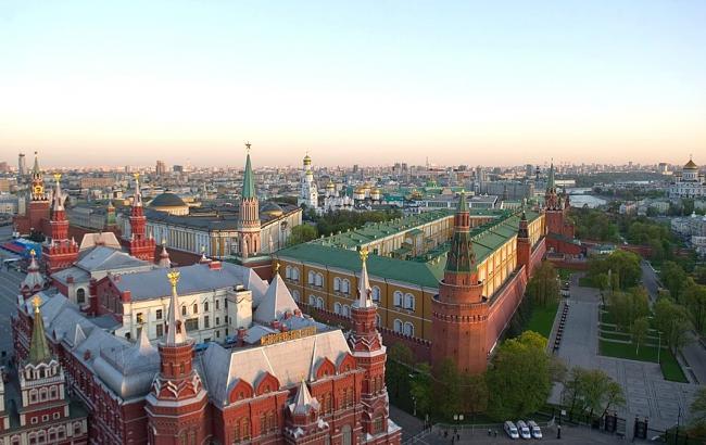 В Кремле считают, что закрытие консульств РФ в США сделано "в виде рейдерского захвата"