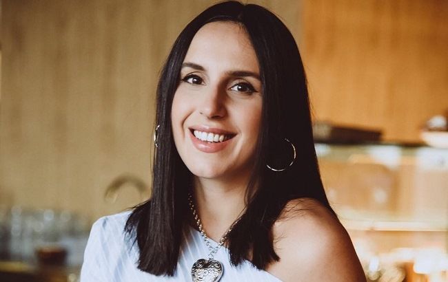 "Семки есть?" Джамала вызвала спор в сети перевоплощением в "девушку с района"