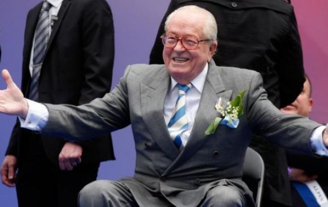 Жан-Мари Ле Пен выступил против победы своей дочери на выборах в 2017 г