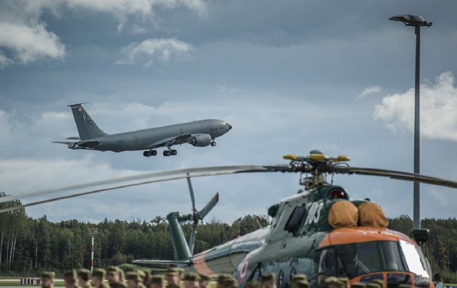 У Латвії на постійній основі розгорнуть авіаційні та артилерійські підрозділи США