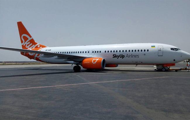 Из аэропорта Анталии не могут вылететь 170 украинских туристов