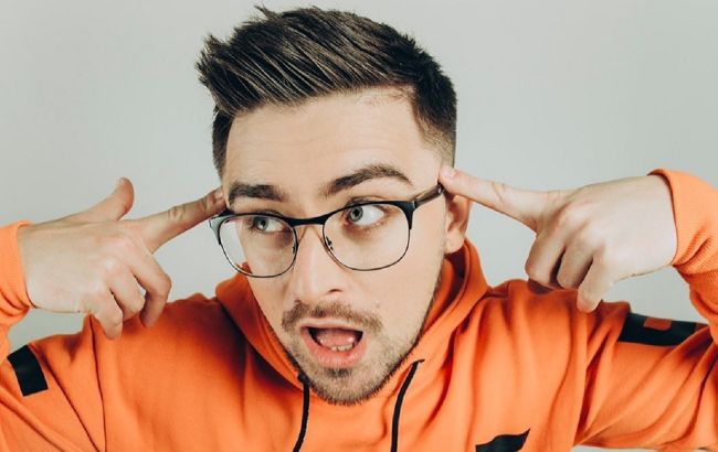 Известный украинский	шоумен попал в аварию в Киеве из-за гололеда