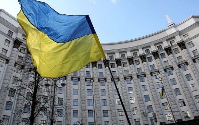 Кабмин внес изменения в порядок въезда в Крым и выезда из него