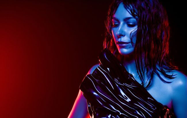 Вам точно 40 років? Ані Лорак підірвала мережу ніжним образом