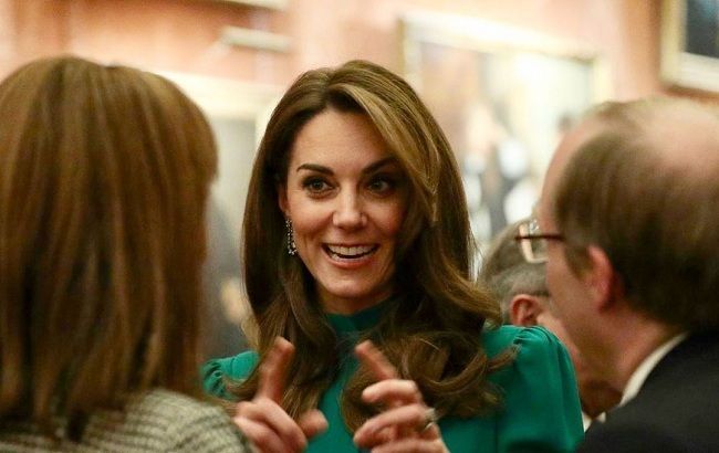 Кейт Міддлтон несподівано зізналася простій дівчині, що сильно помилилася з вибором наряду на Різдво