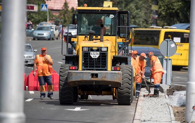 ГПУ повідомила трьом посадовцям "Київавтодору" про підозру у розтраті держкоштів