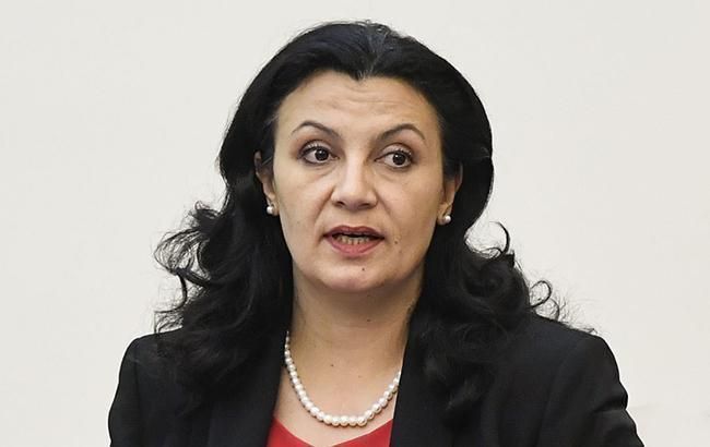 Украина не позволит РФ использовать верующих в своих "играх", - вице-премьер