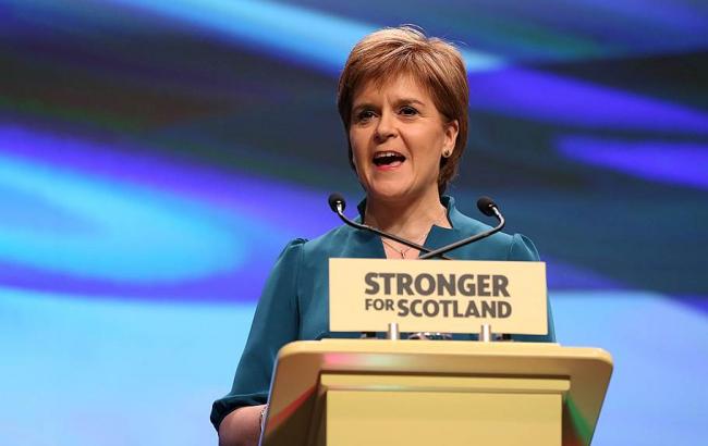 Шотландия считает досрочные выборы в парламент Британии "опрометчивым шагом"