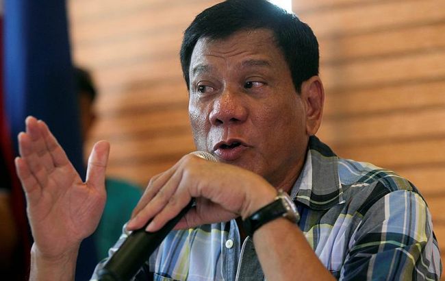 Президент Філіппін вибачився за порівняння себе з Гітлером