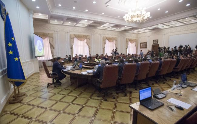 Кабмин одобрил создание межведомственной группы по оценке демографических процессов