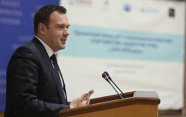 Кабмин намерен 4 сентября объявить набор специалистов по реформам в 10 министерствах