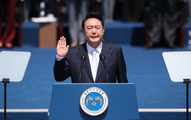 Президент Південної Кореї визначив пріоритет армії як стримування КНДР