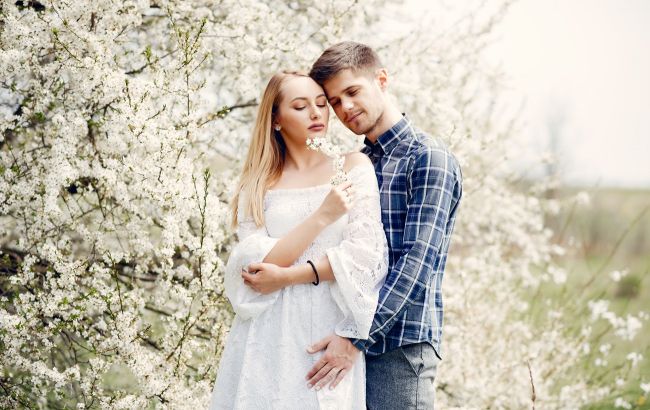 Ці 5 знаків Зодіаку скоро зустрінуть свою споріднену душу: чи є ти у списку