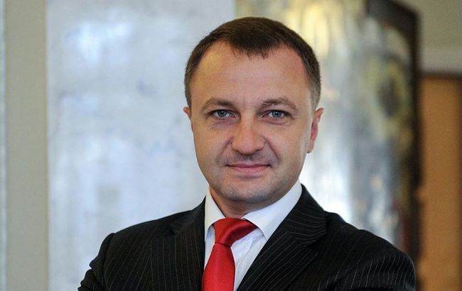 Госслужащим - экзамен, а кино и развлекательные мероприятия на украинском: что изменит "языковый закон"