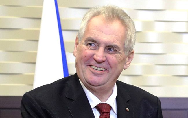 Президент Чехії планує обговорити з Зеленським питання русинів