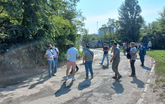 В Киеве проходят следственные действия на еще одной свалке и в КП