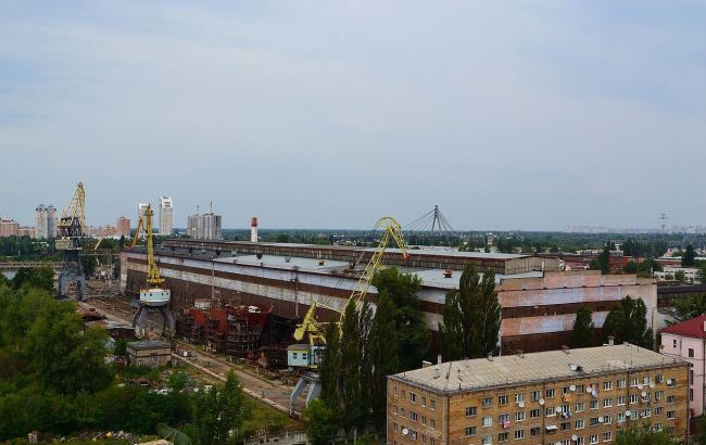 Суд заарештував завод "Кузня на Рибальському"