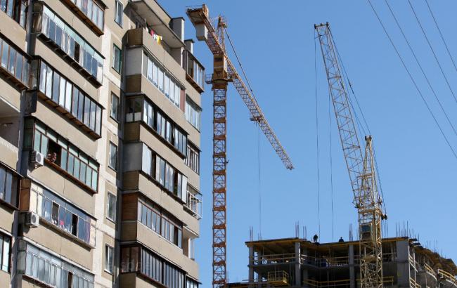 В Украине цены на квартиры на вторичном рынке за август незначительно снизились