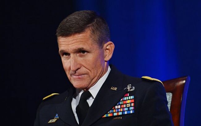 Флинн уходит в отставку с поста советника Трампа по нацбезопасности, - CNN