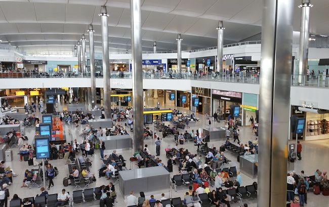 Британия намерена ввести обязательный карантин для туристов