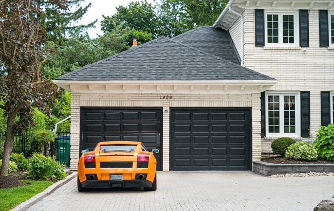 "Податок на розкіш" 2024: скільки і за яке майно доведеться платити українцям