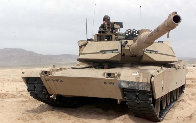 В Эстонию прибыла тяжелая военная техника из США