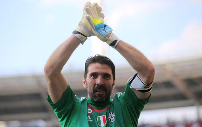 Буффон вийшов на друге місце чемпіонату Італії за кількістю зіграних матчів