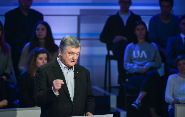 Порошенко обратится к Раде с требованием продлить норму о заочном осуждении