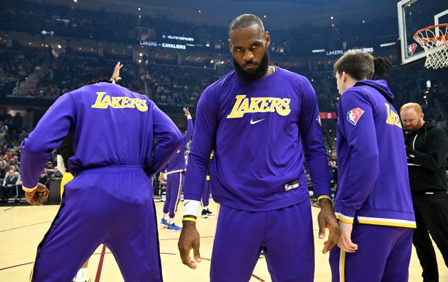 Леброн несподівано змінив ігровий номер: які цифри обрав лідер "Лейкерс"