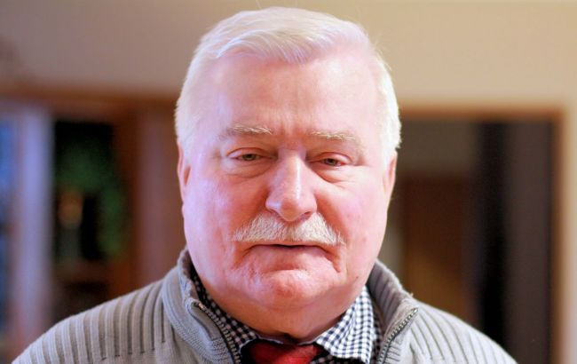 Экс-президента Польши подозревают в разглашении секретных документов