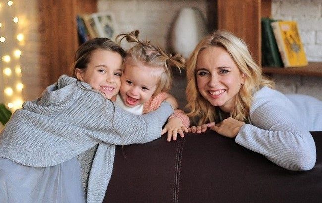 Носила его на голове: Лилия Ребрик поделилась забавной историей о младшей дочке
