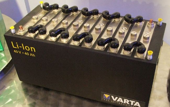 Як зробити потужний та недорогий повербанк з автомобільного акумулятора