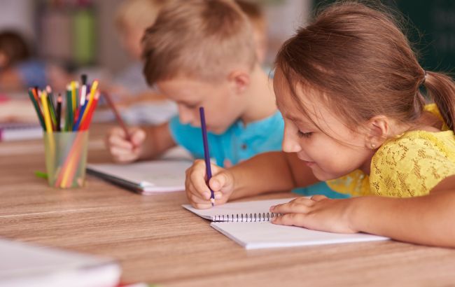 Скоро до школи: як допомогти дитині налаштувати режим перед навчанням