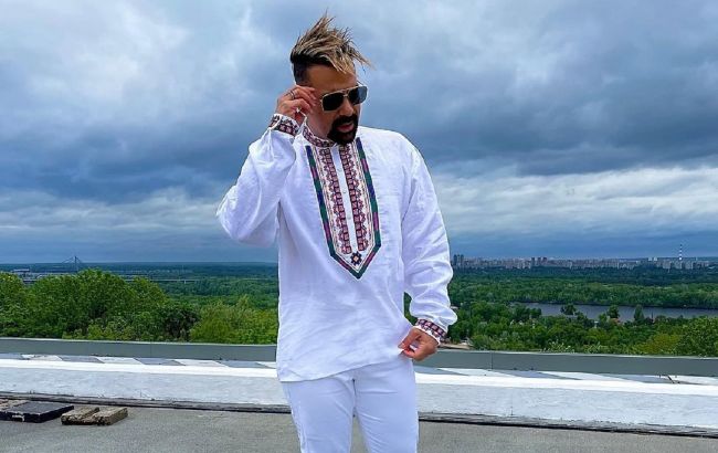 "Я добился": известный певец получил украинское гражданство