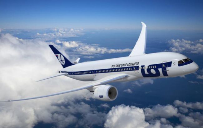 Украина и Польша сняли ограничения на перелеты между странами