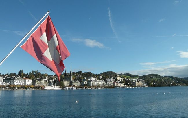Швейцария присоединилась к четвертому пакету санкций ЕС против России