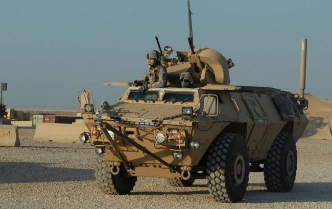 США передадуть Україні бронемашини M1117 та дрони Phoenix Ghost: що про них відомо
