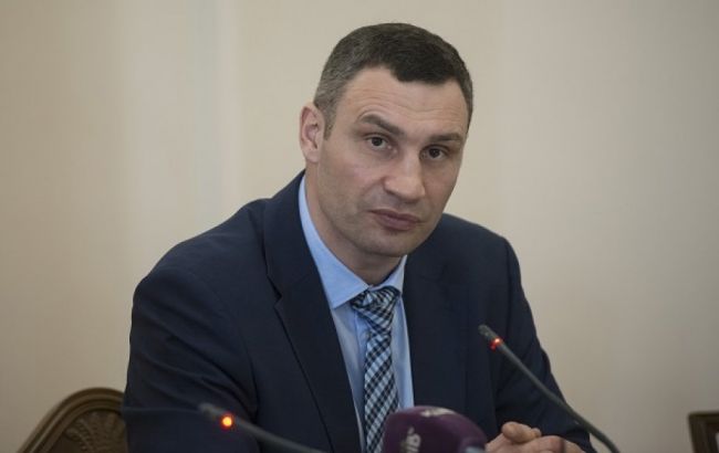 За кілька місяців надбудови на Будинку профспілок не буде, - Кличко