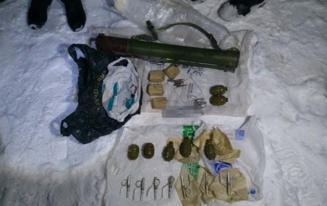 СБУ блокировала поступления оружия и боеприпасов из зоны АТО