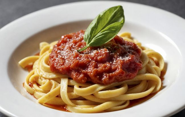 Один секретний інгредієнт перетворить звичайні помідори на неймовірний соус