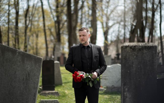 Поминальна субота: які 7 речей не можна робити на кладовищі, щоб не накликати лихо