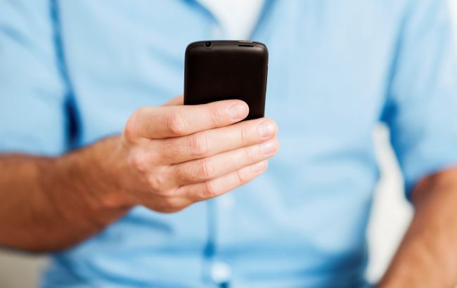 Боятся СБУ. В Запорожской области оккупанты заставляют жителей удалять украинские номера