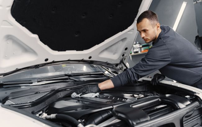 Ось що станеться, якщо помити двигун авто: це мають знати всі водії