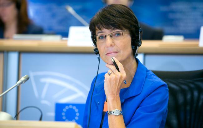 ЕС отказывается выделить Германии дополнительные средства на беженцев