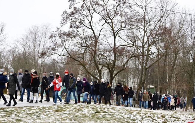 В Минске во время протестов задержали более 300 человек